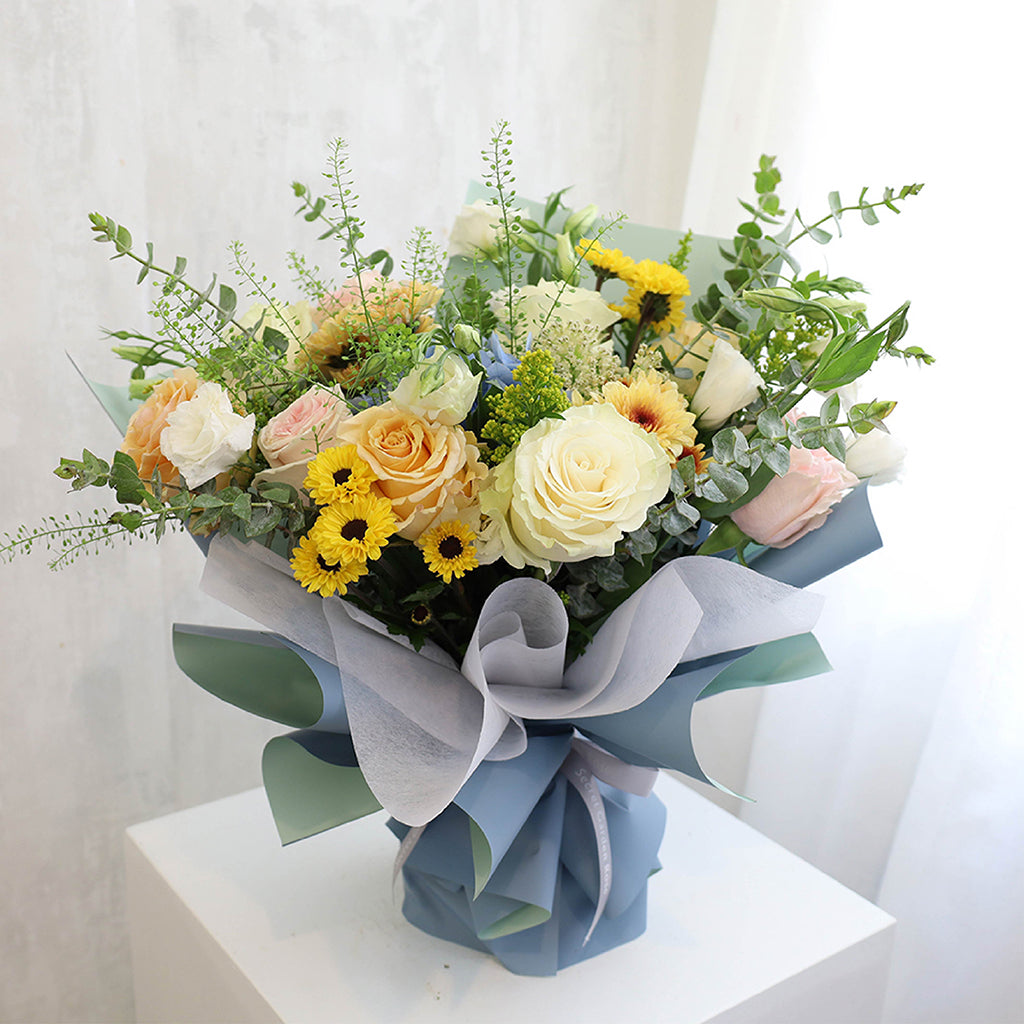 Bouquet of flowers hand selected by our professional staff of florists. Arrangements vary.